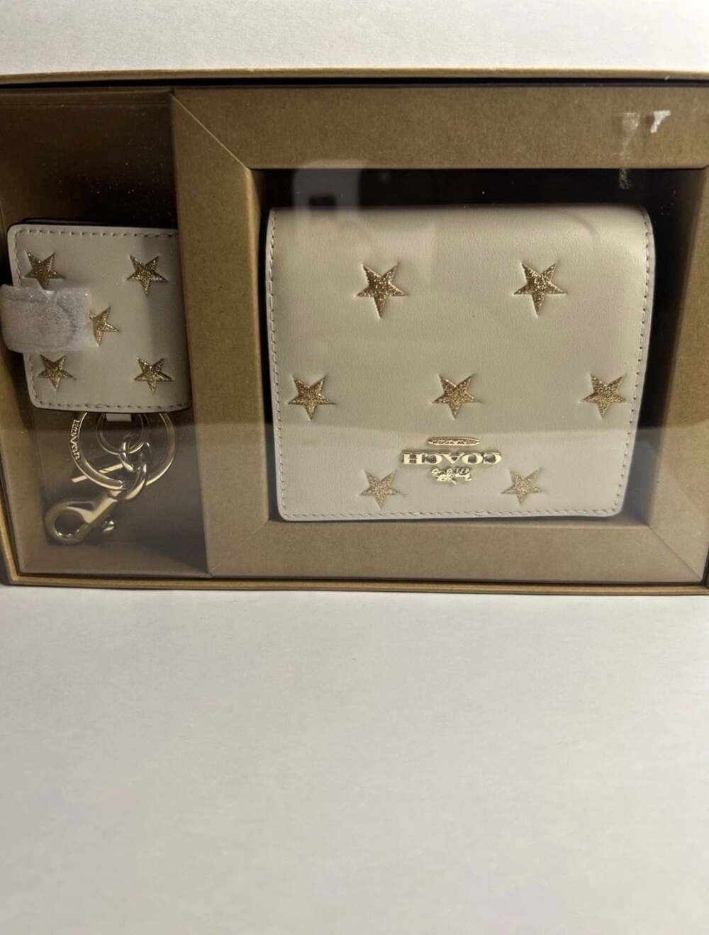 COACH Boxed Snap Wallet and Bag Charm IM/Chalk Multi Star Print. NWT